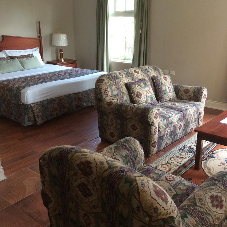 Guest House Villa Mishkan Runaway Bay Habitación foto